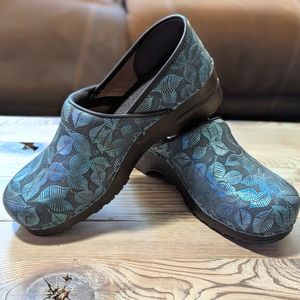 Sanita Danish Clogs size 11